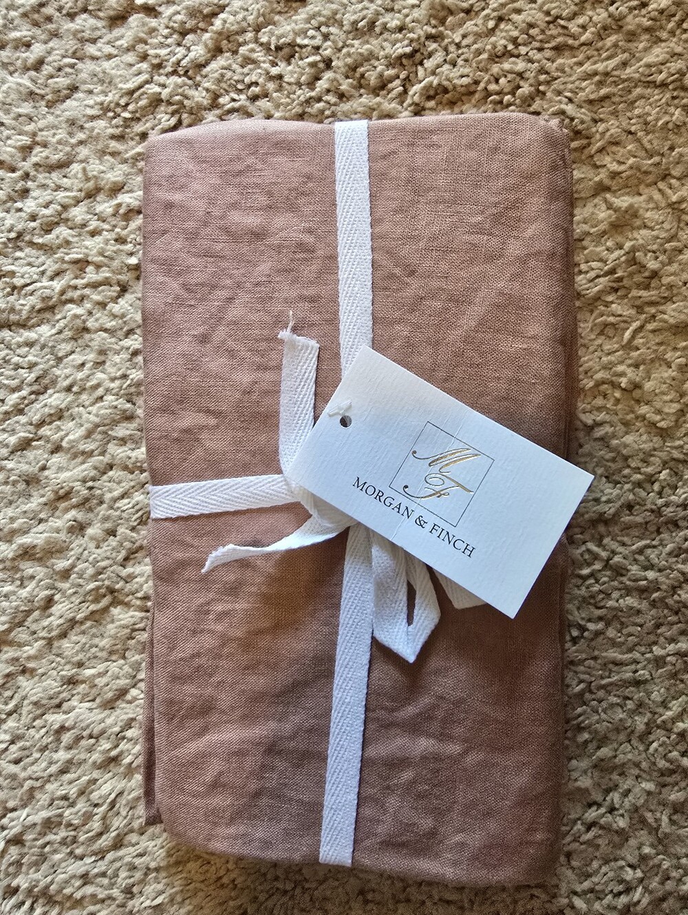 Rare Australian Bed bath n' table french linen napkins*4 rose color